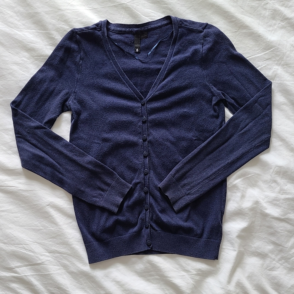 Cardigan sweater